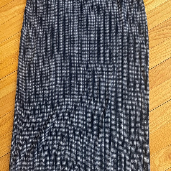 Vintage 90’s style Banana Republic sweater and skirt set - Picture 4 of 4